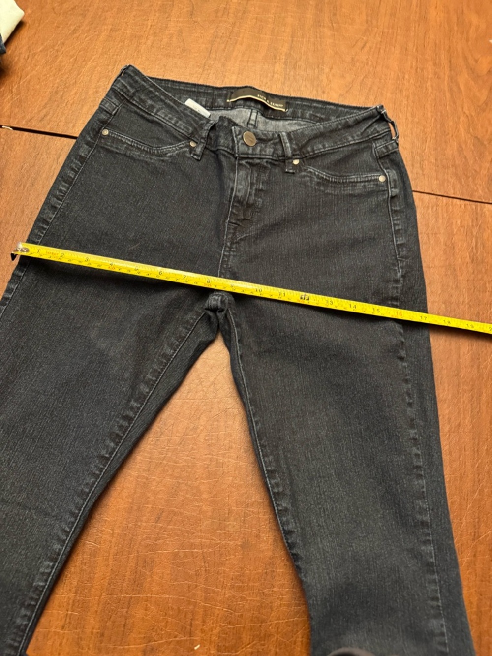 Rich & Skinny Women's Dark Wash Skinny Jeans Size 27, Stretch Denim, 28" Inseam - Picture 6 of 9